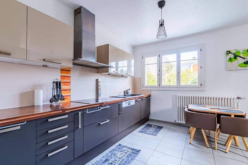 Charmante Maison Au Calme Yerres Exterior foto